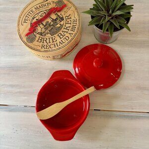 NWOT Wildly Delicious Petite Maison Red Brie Baker Set